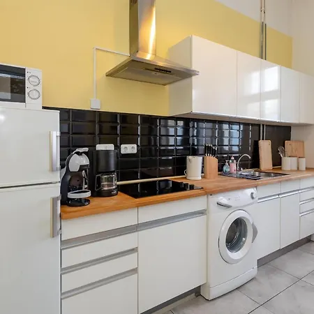 Apartment Loft For 6 People *